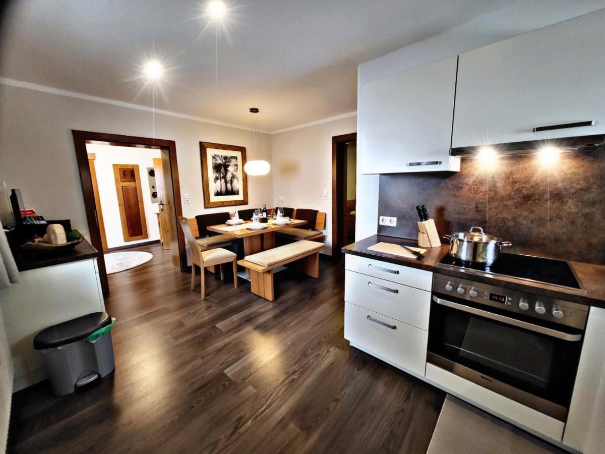 Lebensquelle Krapfenhof Apartamento Finkenberg Exterior foto